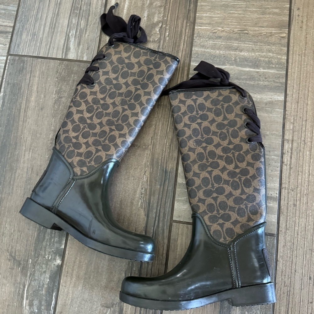 COACH Tristee Rainboots Women’s size 9